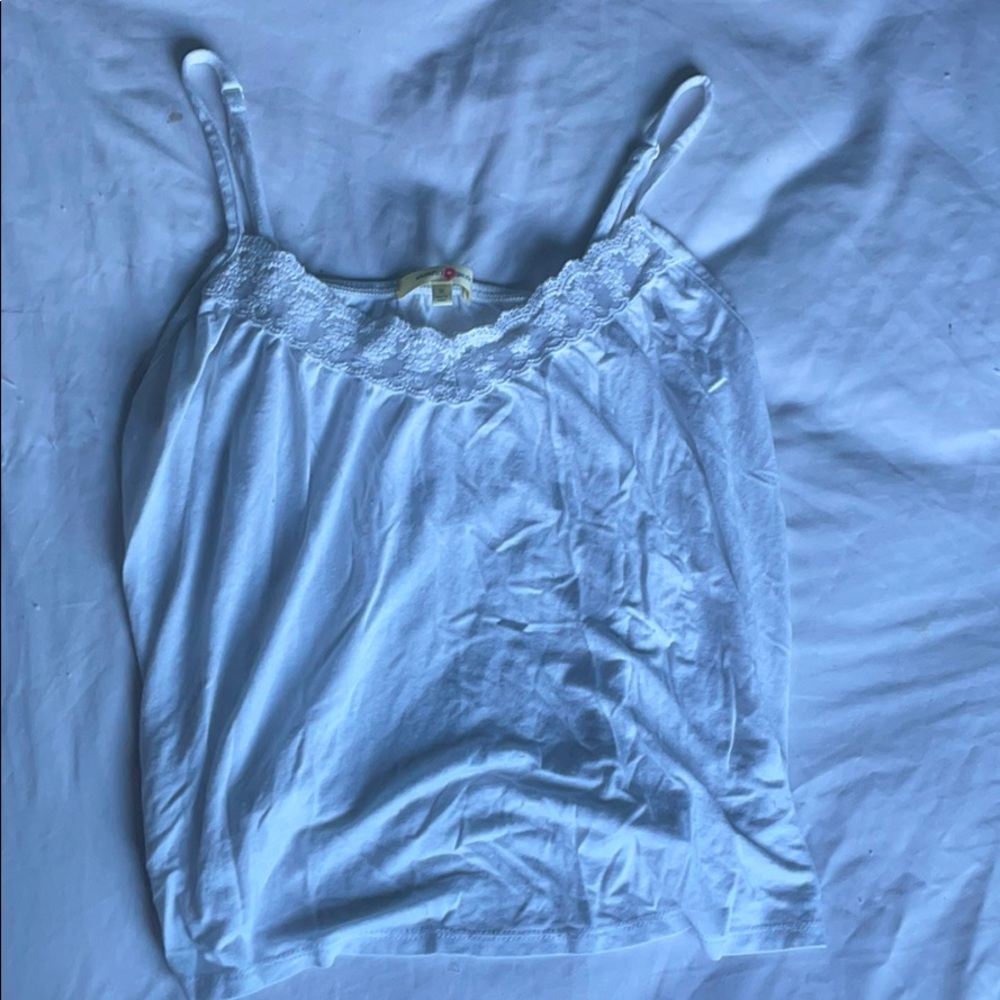 white lace collar tank top